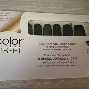 Color Street Nail Polish Strips - Yule Be Delighted